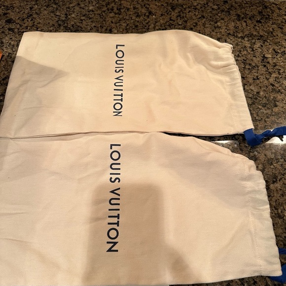 Louis Vuitton Pattern Print LV Monogram Patent Leather Sandals, never worn. - Picture 15 of 16